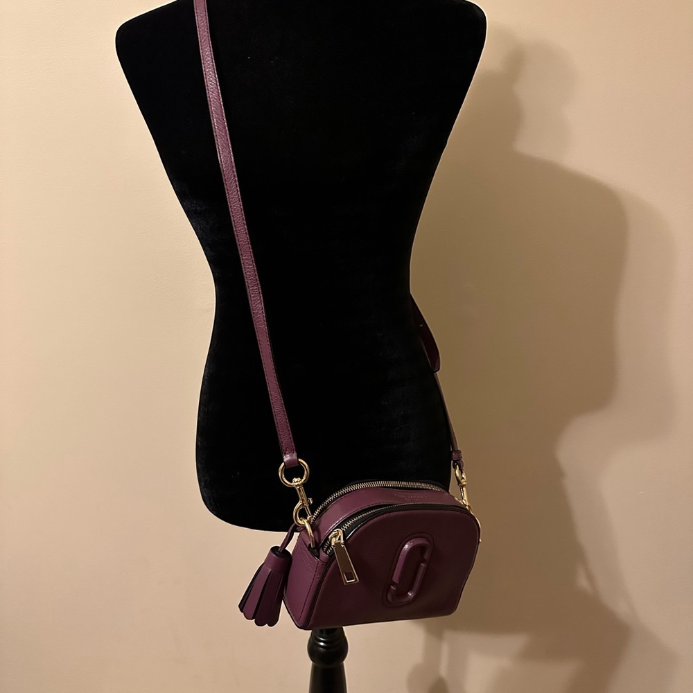 Marc Jacobs leather shutter crossbody bag